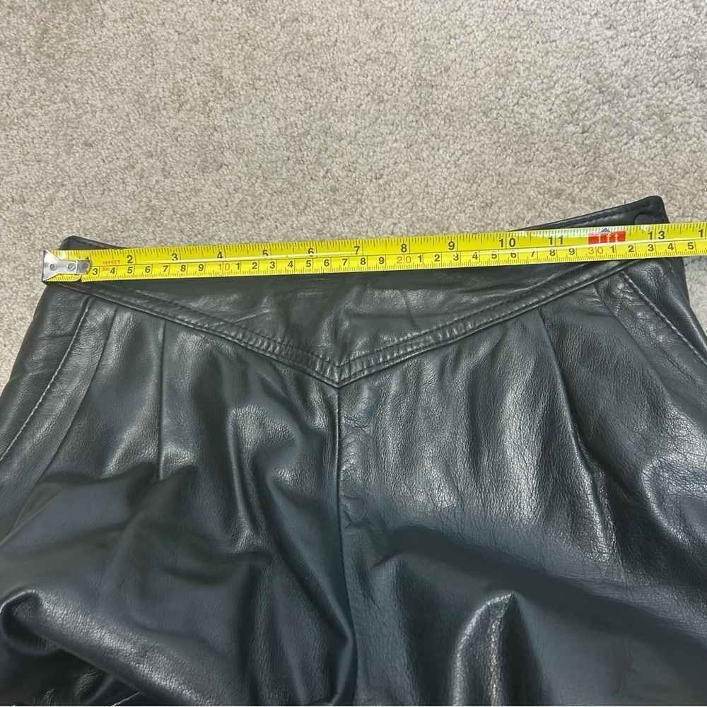 Danier leather vintage black leather V waist pleated pants - Picture 7 of 13